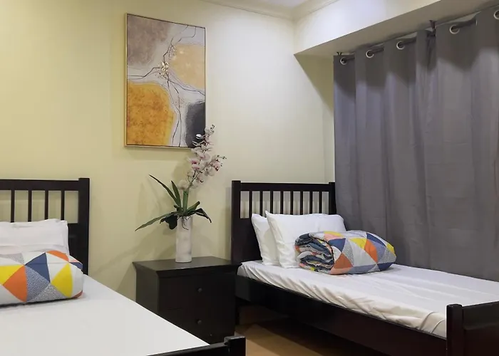 2br W/ Free Parking Near Sm North